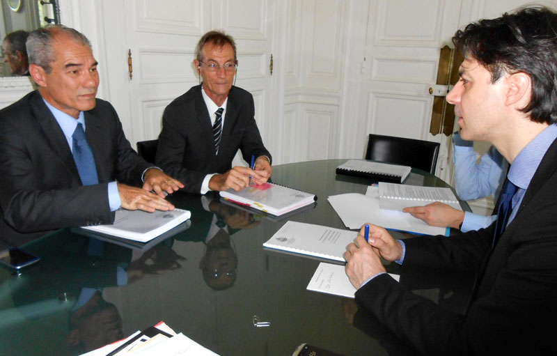 Michel Leboucher reçu au ministère de l’Éducation nationale © DR