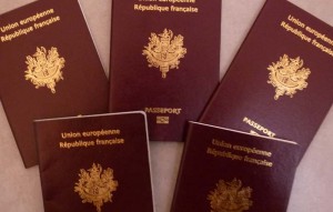 Nouveaux horaires pour le service des passeports © DR
