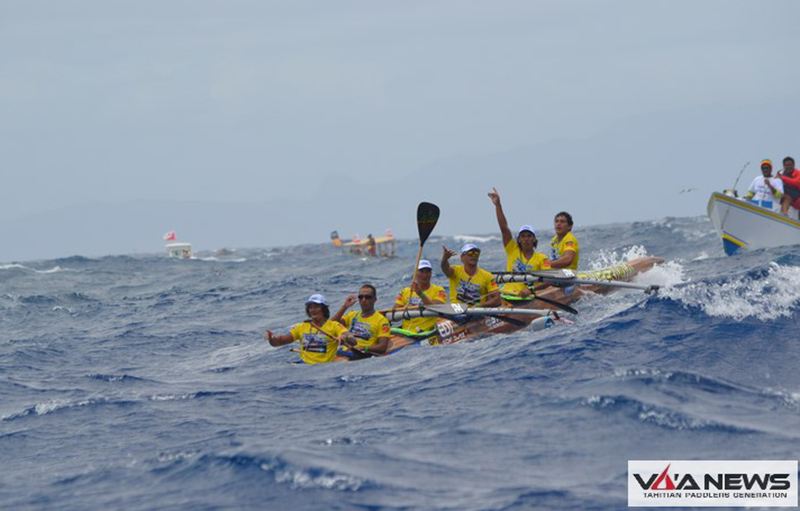 L'équipe d'EDT lors de la Hawaiki Nui 2015 © Archives Va'a News