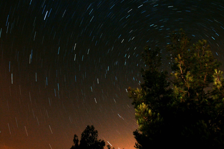 Des étoiles vues de Nicosie, le 13 août 2007. © AFP